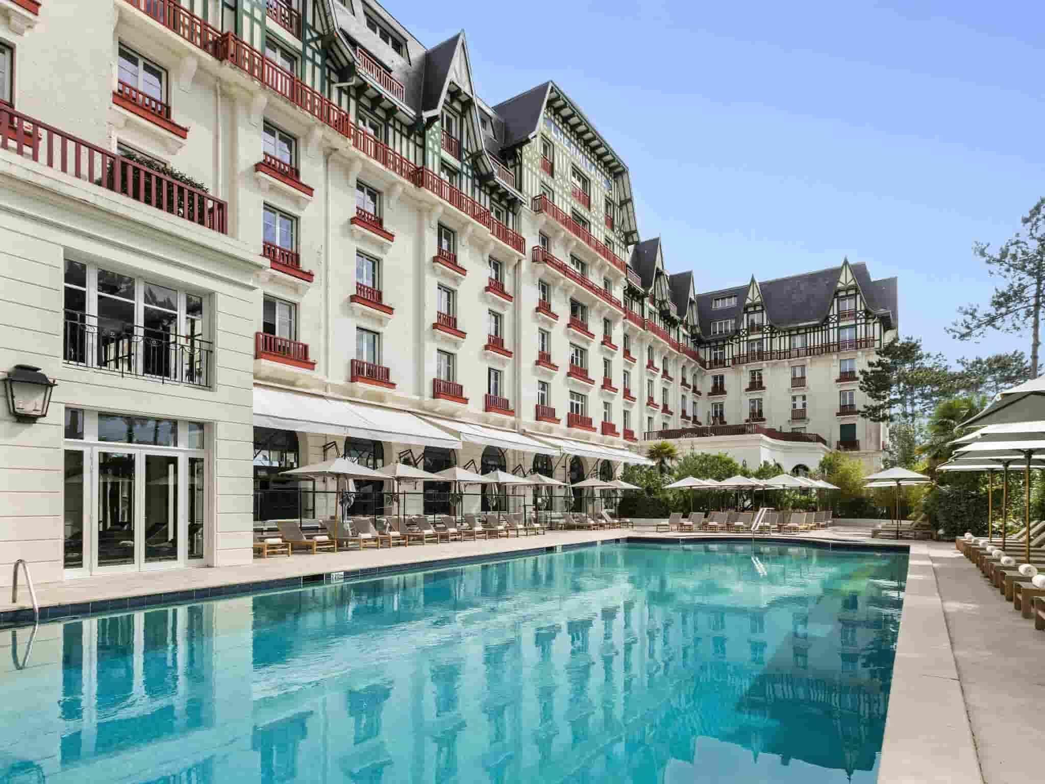 Hôtel Barrière L'Hermitage La Baule-Escoublac Exterior foto