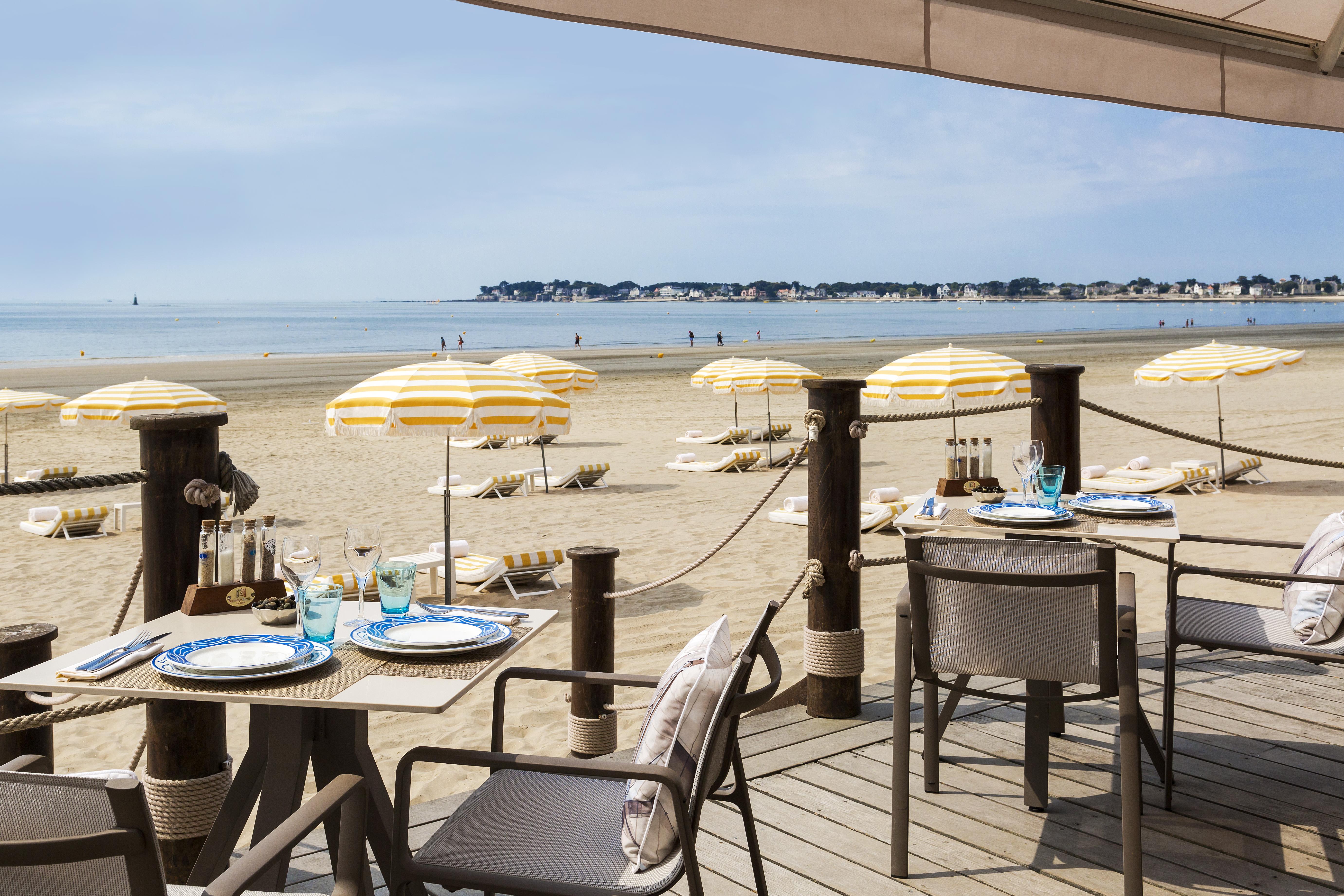 Hôtel Barrière L'Hermitage La Baule-Escoublac Exterior foto