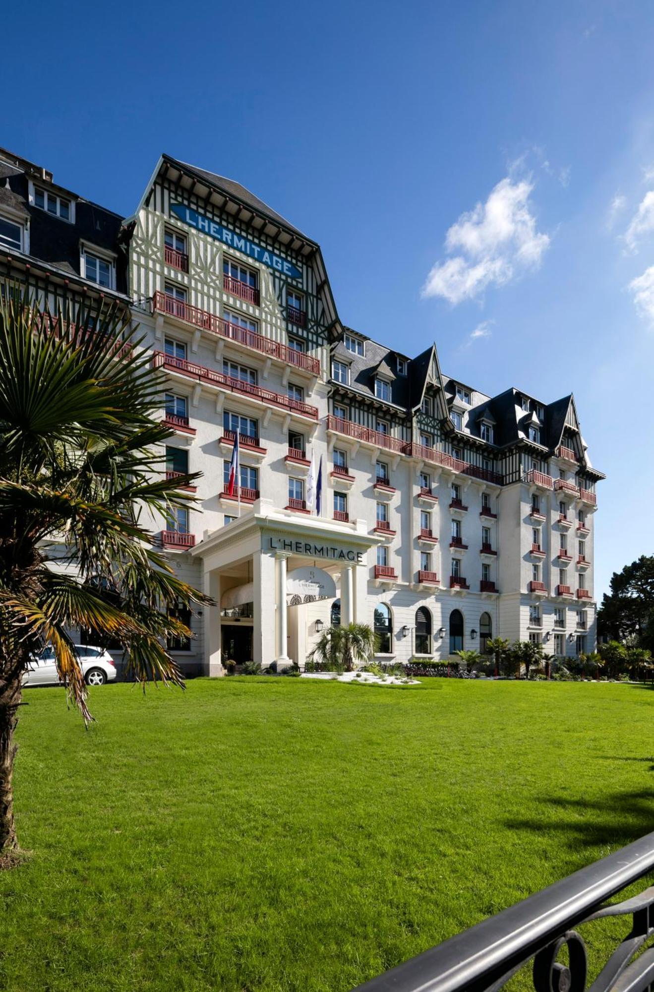 Hôtel Barrière L'Hermitage La Baule-Escoublac Exterior foto